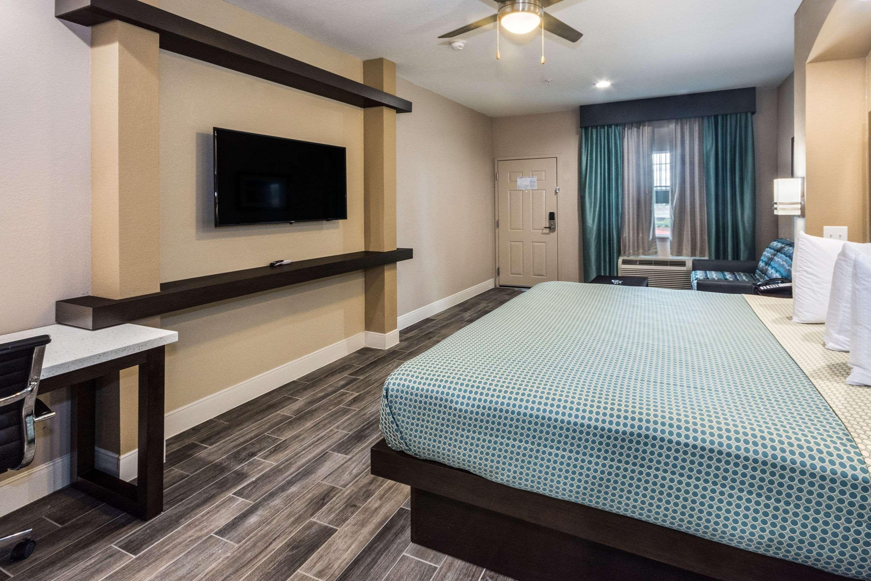 Econo Lodge Inn & Suites Houston Nw-Cy-Fair Jersey Village Bagian luar foto