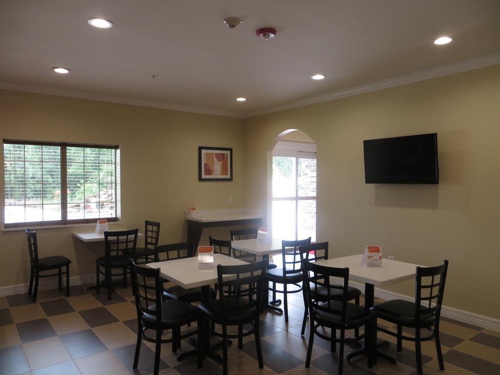 Econo Lodge Inn & Suites Houston Nw-Cy-Fair Jersey Village Bagian luar foto