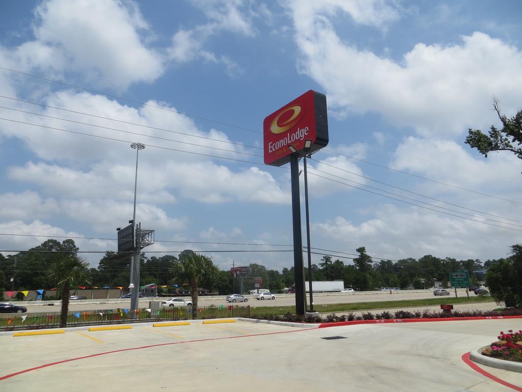 Econo Lodge Inn & Suites Houston Nw-Cy-Fair Jersey Village Bagian luar foto