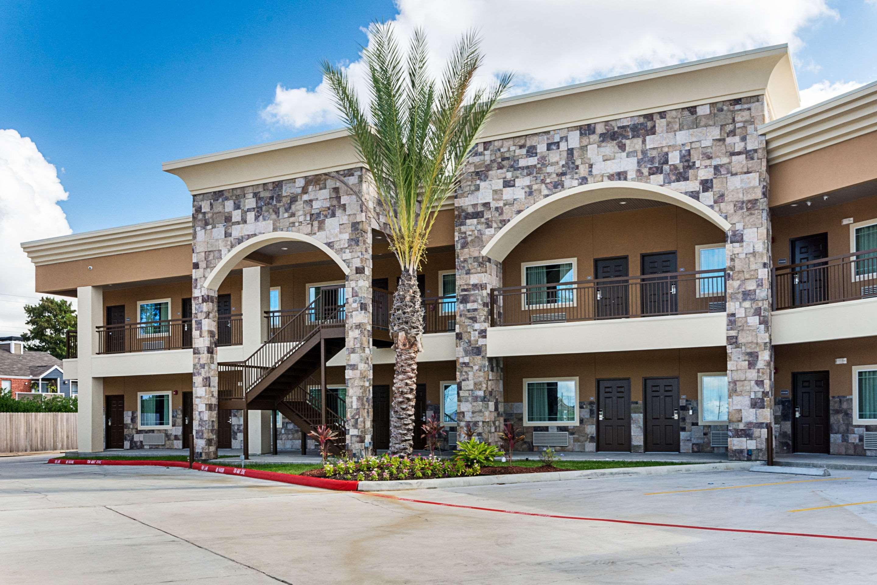 Econo Lodge Inn & Suites Houston Nw-Cy-Fair Jersey Village Bagian luar foto